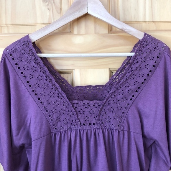 Xhilaration embroidered eyelet lace trim peasant top size large - Picture 3 of 8